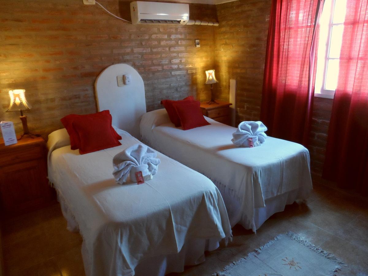 Hotel Altas Cumbres Villa Carlos Paz Zimmer foto