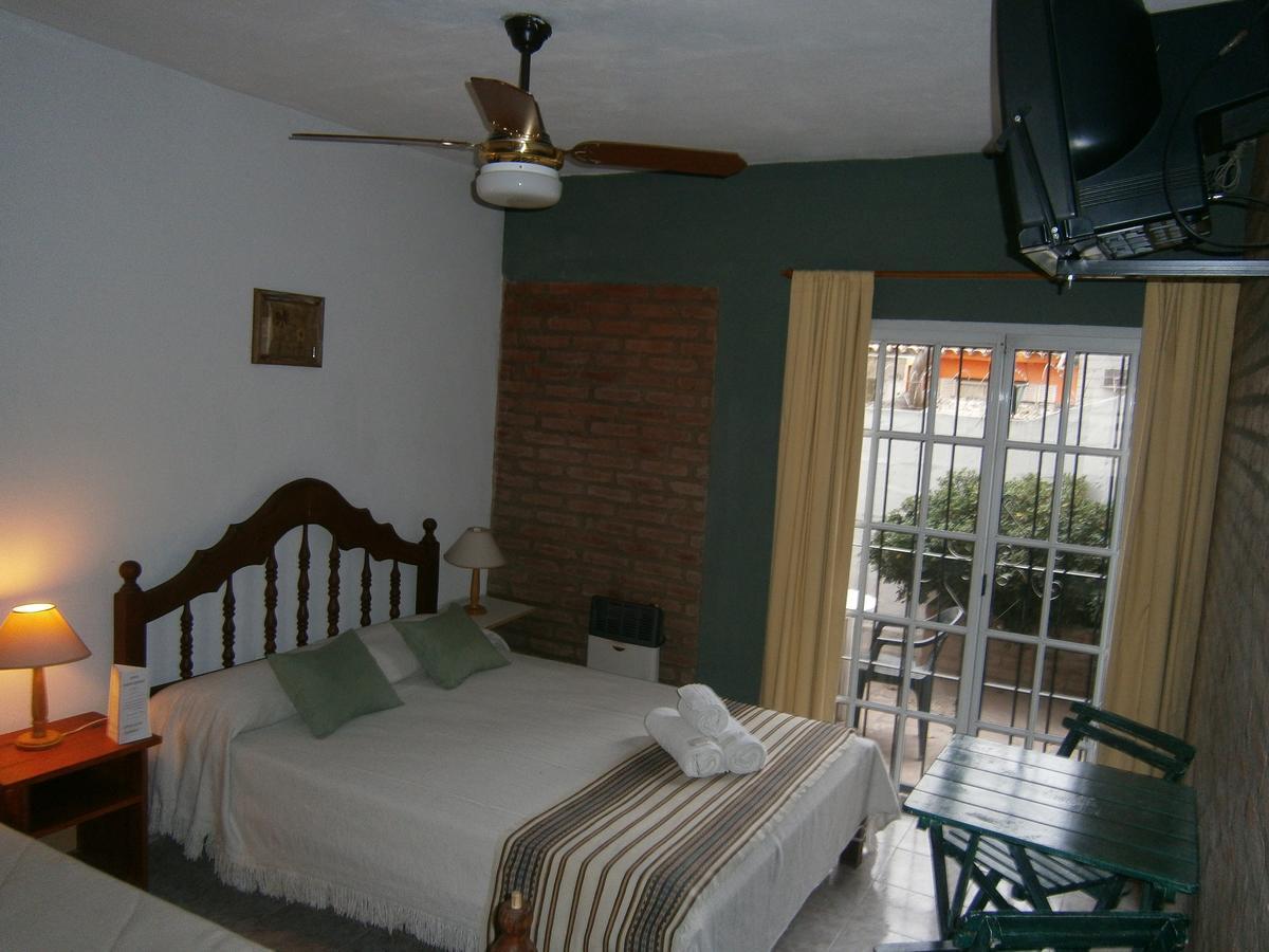 Hotel Altas Cumbres Villa Carlos Paz Zimmer foto